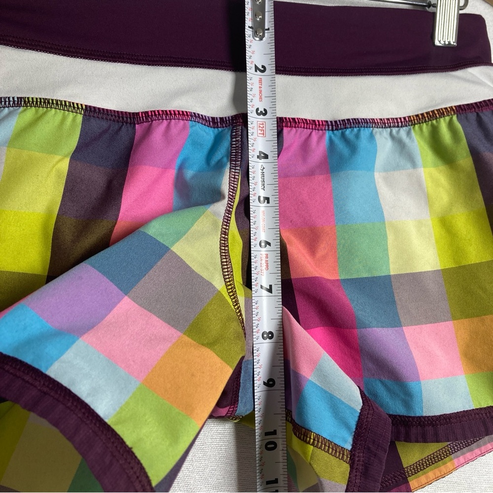 Lululemon Women’s Groovy Run Shorts Plaid Multicolor Size M - Picture 11 of 15